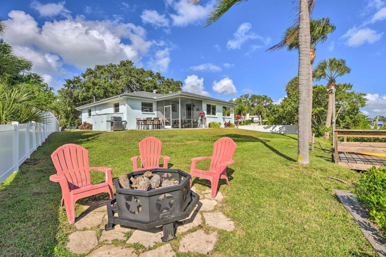 Waterfront Nokomis Escape With Dock, Kayaks And Bikes! Exterior photo